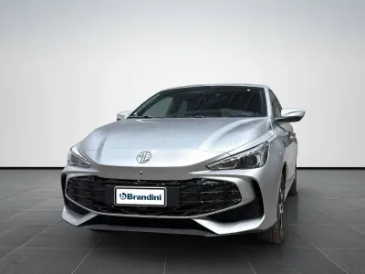Usata MG MG3 Luxury 194 CV (142 kW) 2025 Cosmic silver Utilitaria