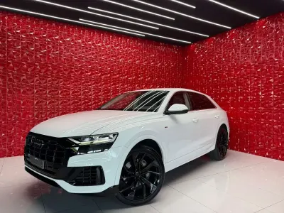 Usata Audi Q8 Sport 286 CV (210 kW) 2019 Bianco SUV