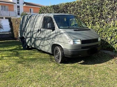 Usata VW T4 61 CV (44 kW) 1990 Verde Furgone