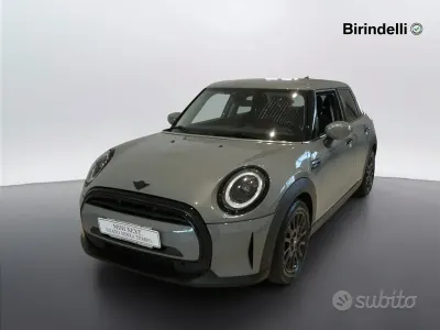 Usata Mini ONE 102 CV (75 kW) 2022 Bianco Utilitaria
