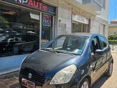 Usata Suzuki Splash 65 CV (47 kW) 2010 Nero Utilitaria