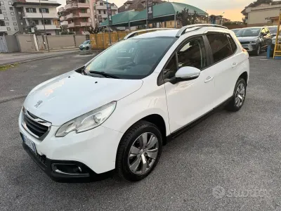 Używany Peugeot 2008 Allure 92 KM (67 kW) 2014 Biały SUV