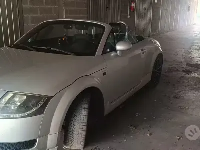 Usata Audi TT Roadster 190 CV (139 kW) 2001 Grigio Cabrio
