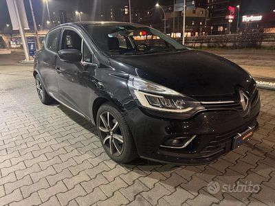 Usata Renault Clio IV Intens 90 CV (66 kW) 2017 Nero Berlina