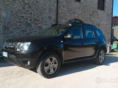 Usata Dacia Duster 2015 Nero SUV