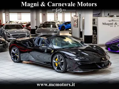 Usata Ferrari SF90 999 CV (734 kW) 2022 Nero Cabrio