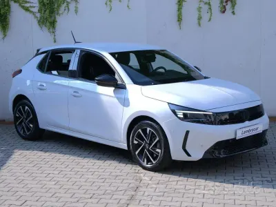 Usata Opel Corsa 101 CV (74 kW) 2025 Bianco Utilitaria