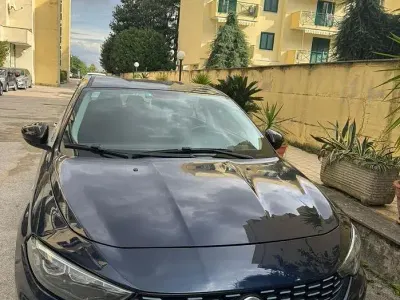 Usata Fiat Tipo 95 CV (69 kW) 2020 Bluazzurro Berlina