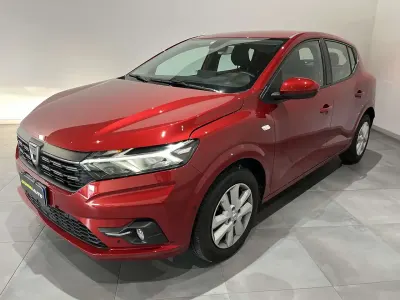 Usata Dacia Sandero Comfort 101 CV (74 kW) 2022 Rosso Berlina