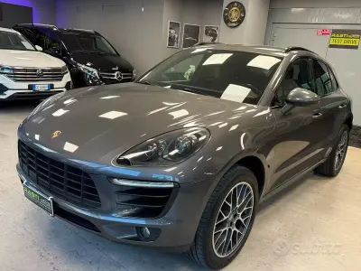 Usata Porsche Macan 250 CV (183 kW) 2015 Grigio SUV