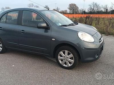 Grigio Usata 2012 Nissan Micra Berlina | 3750 € (Buon prezzo)