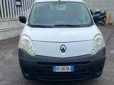 Usata Renault Kangoo Dynamique 68 CV (50 kW) 2009 Bianco Monovolume