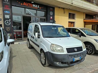 Usata Fiat Doblò S 105 CV (77 kW) 2008 Bianco Monovolume