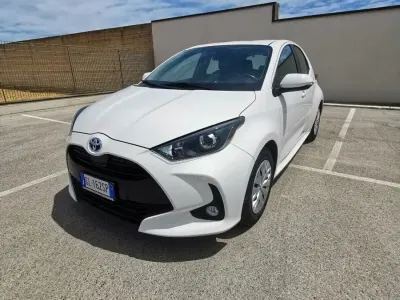 Usata Toyota Yaris Hybrid