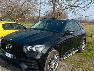 Usata Mercedes GLE300 Premium Plus 272 CV (200 kW) 2021 Nero SUV