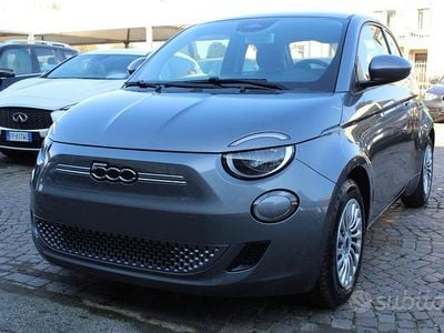 Occasion Fiat 500e Action 69 kW (95 PK) 2022 Grijs Sedan