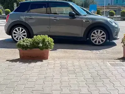 Usata Mini Cooper D 116 CV (85 kW) 2017 Grigio Utilitaria