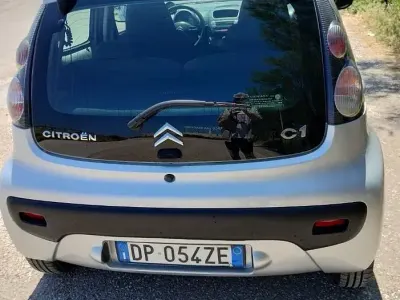 Usata Citroën C1 68 CV (50 kW) 2008 Grigio Utilitaria