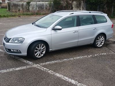 Usata VW Passat 177 CV (130 kW) 2011 Grigio Station wagon