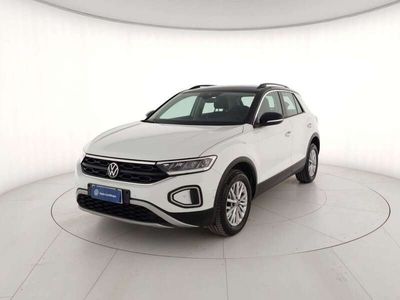 Usata VW T-Roc Life 110 CV (80 kW) 2022 Bianco SUV