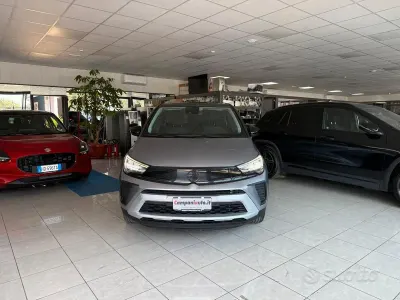Usata Opel Crossland Edition 120 CV (88 kW) 2021 Grigio SUV
