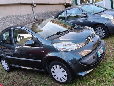 Usata Peugeot 107 68 CV (50 kW) 2007 Utilitaria