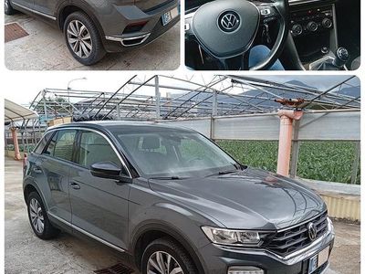 Usata VW T-Roc 110 CV (80 kW) 2021 Grigio SUV