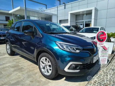 Usata Renault Captur Business 90 CV (66 kW) 2019 Blu SUV