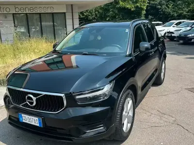 Usata Volvo XC40 Business Edition 150 CV (110 kW) 2020 Nero SUV