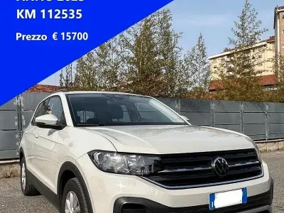 Usata VW T-Cross Style 110 CV (80 kW) 2023 Beige SUV