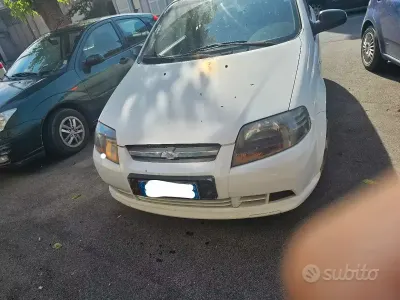 Usata Chevrolet Kalos 72 CV (52 kW) 2007 Bianco Utilitaria