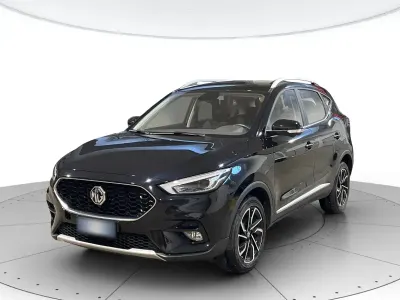 Usata MG ZS Luxury 106 CV (77 kW) 2024 Nero SUV