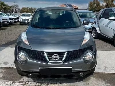 Usata Nissan Juke Tekna 110 CV (80 kW) 2015 Grigio SUV