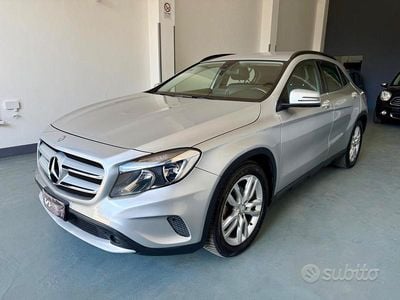 Usata Mercedes GLA200 136 CV (100 kW) 2016 Grigio SUV
