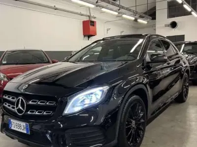 Usata Mercedes GLA200 Night 136 CV (100 kW) 2018 Nero SUV