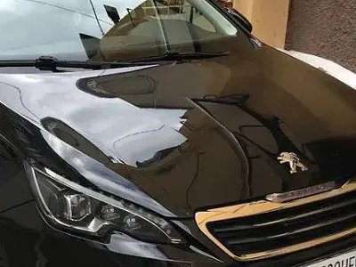 Usata Peugeot 308 116 CV (85 kW) 2014 Nero Berlina