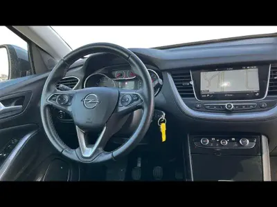 Usata Opel Grandland X Innovation 131 CV (96 kW) 2020 Grigio chiaro SUV
