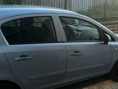 Usata Opel Corsa 75 CV (55 kW) 2007 Bluazzurro Utilitaria