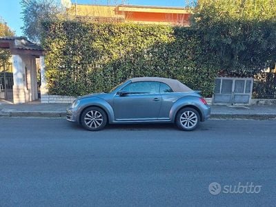 Usata VW Beetle Cabriolet 2015 Grigio Cabrio