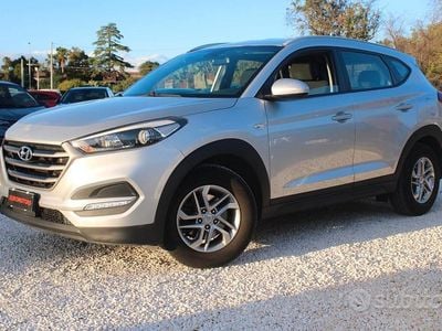 Usata Hyundai Tucson 116 CV (85 kW) 2016 Grigio SUV