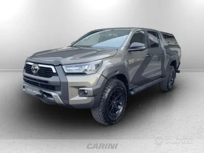 Usata Toyota HiLux 204 CV (150 kW) 2022 Bronzo Pick-up