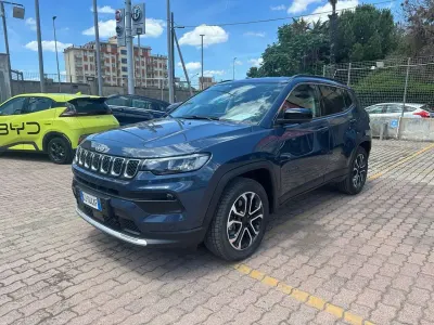 Usata Jeep Compass Limited 131 CV (96 kW) 2022 Blu/azzurro SUV