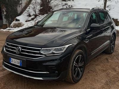 Usata VW Tiguan Elegance 150 CV (110 kW) 2022 Nero SUV
