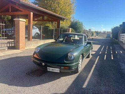 Usata Alfa Romeo Spider 122 CV (89 kW) 1991 Verde Cabrio