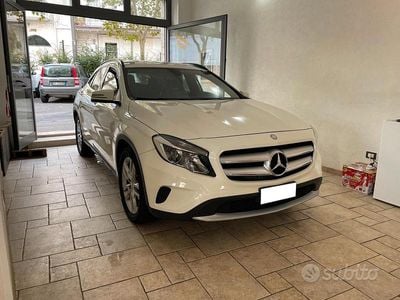 Mercedes GLA220