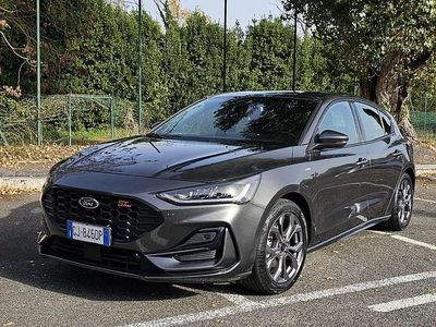 Usata 2022 Ford Focus ST-Line Berlina | 20.500 € (Buon prezzo)