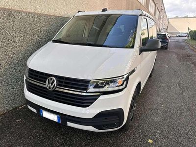 Usata VW California Beach 150 CV (110 kW) 2024 Bianco Furgone
