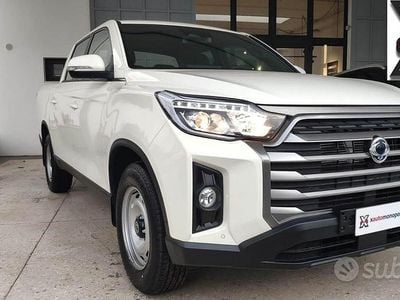 Bianco Nuova 2025 Ssangyong (KGM) Rexton SUV | 33.200 €