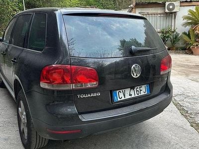 Begagnad VW Touareg 174 HK (127 kW) 2005 Svart SUV