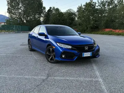Usata Honda Civic Executive 129 CV (94 kW) 2017 Berlina